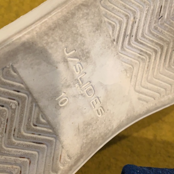 Jslides - Picture 3 of 4